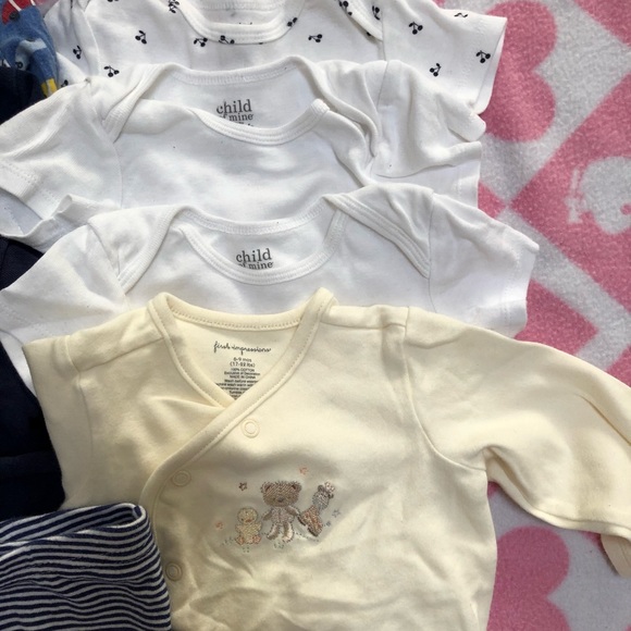 Baby boy 6-9 months clothes x11 - Picture 2 of 4